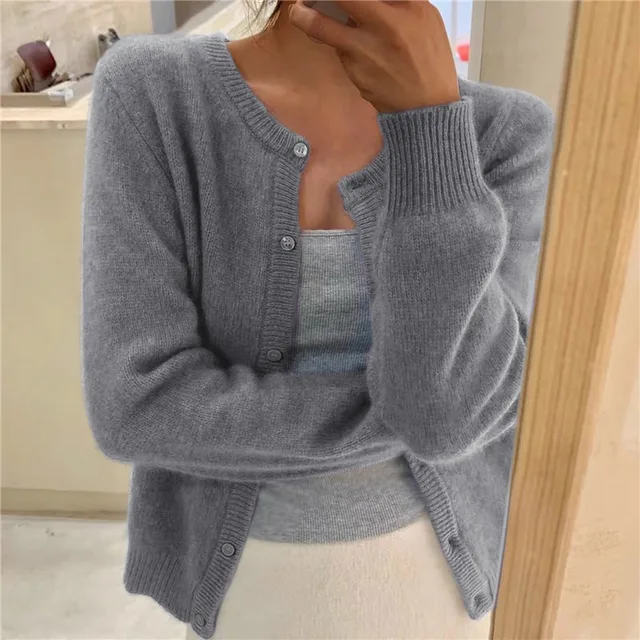 Cardigan Lavorato a Maglia con Chiusura a Bottoni