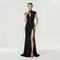Vestido longo justo com fenda lateral para mulher elegante