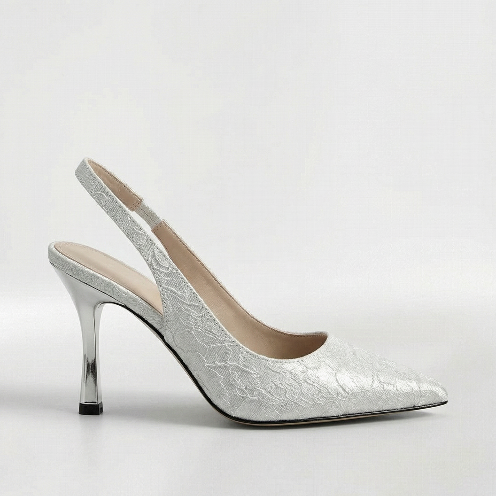 Dámske špicaté sandále na podpätku – elegantné rafinované slingback lodičky