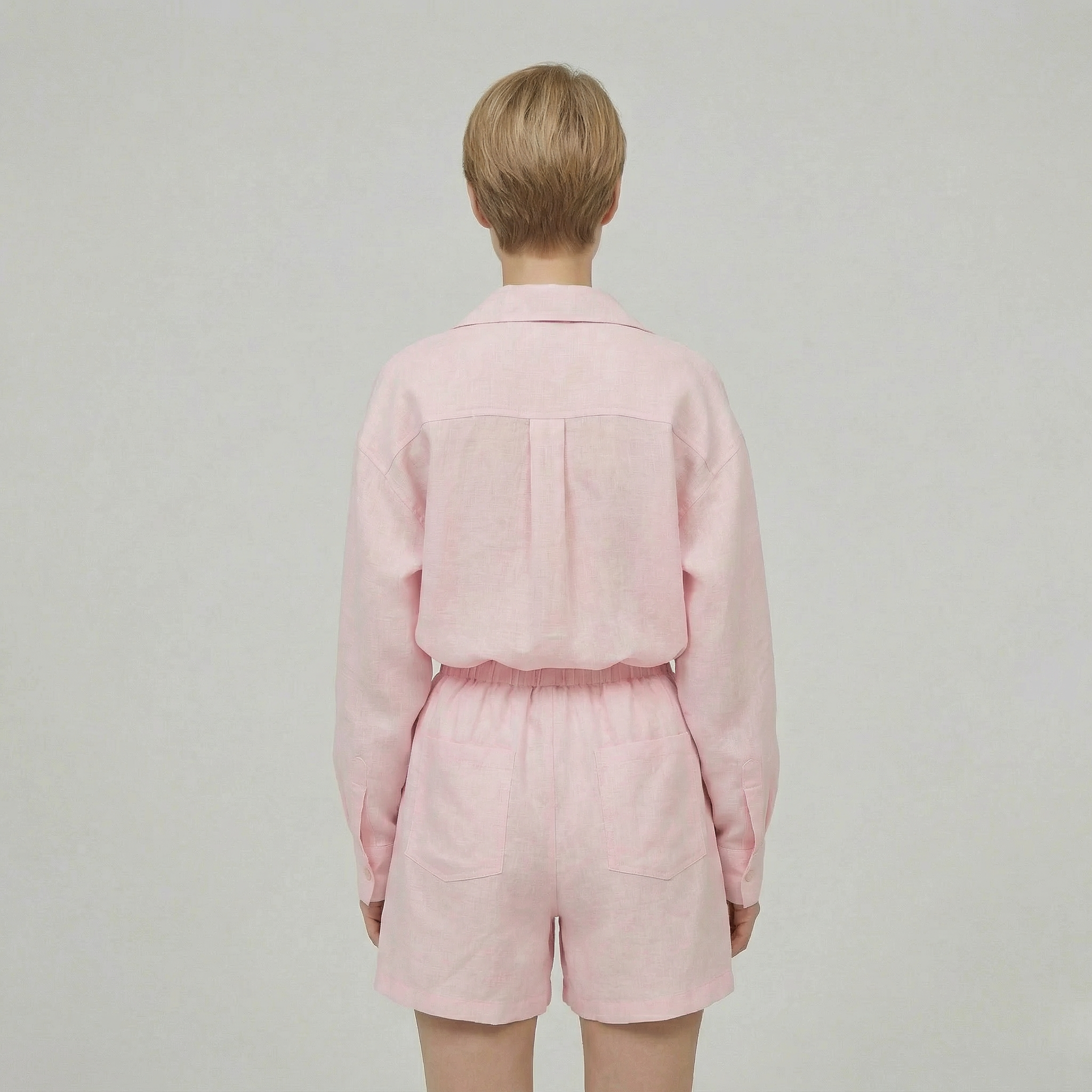 Conjunto chic de dos piezas para mujer: cárdigan y shorts a juego