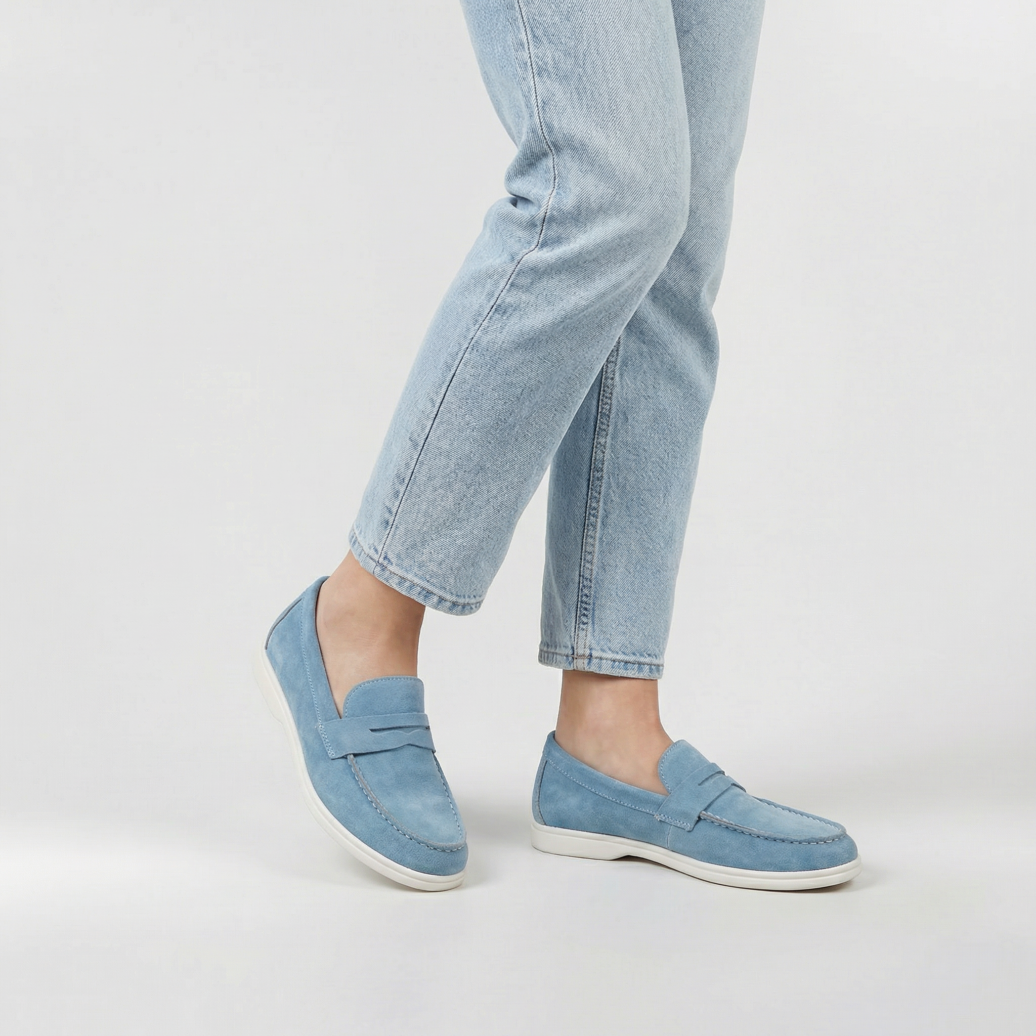 Women's orthopedic loafers with comfort sole for everyday use