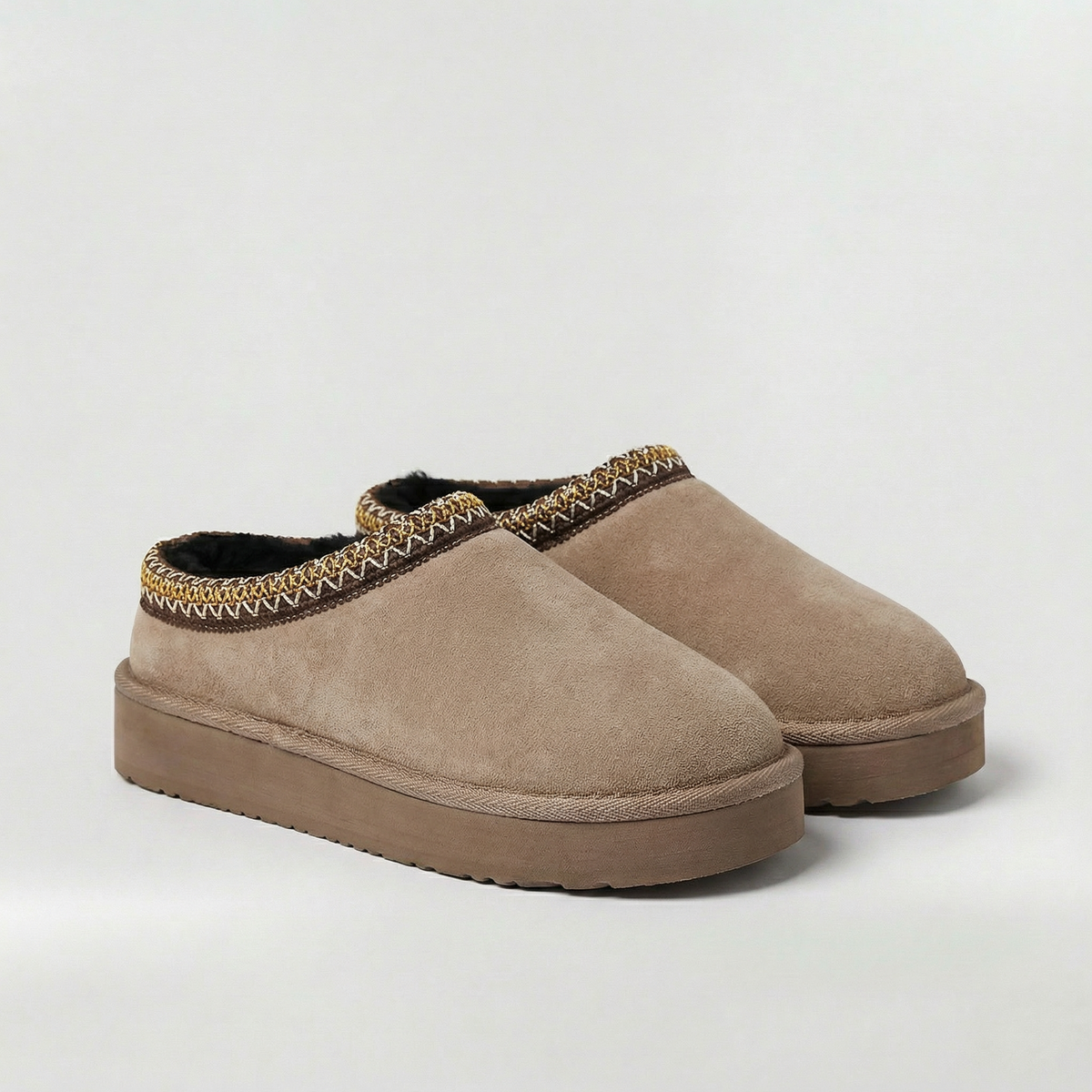 Varme vintersutsko til kvinder med platformssål, hjemmesko i casual stil