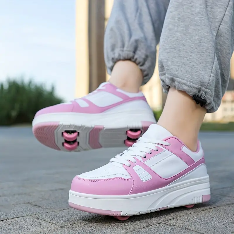 Women's Sneakers with Thick Sole and Adjustable Closure