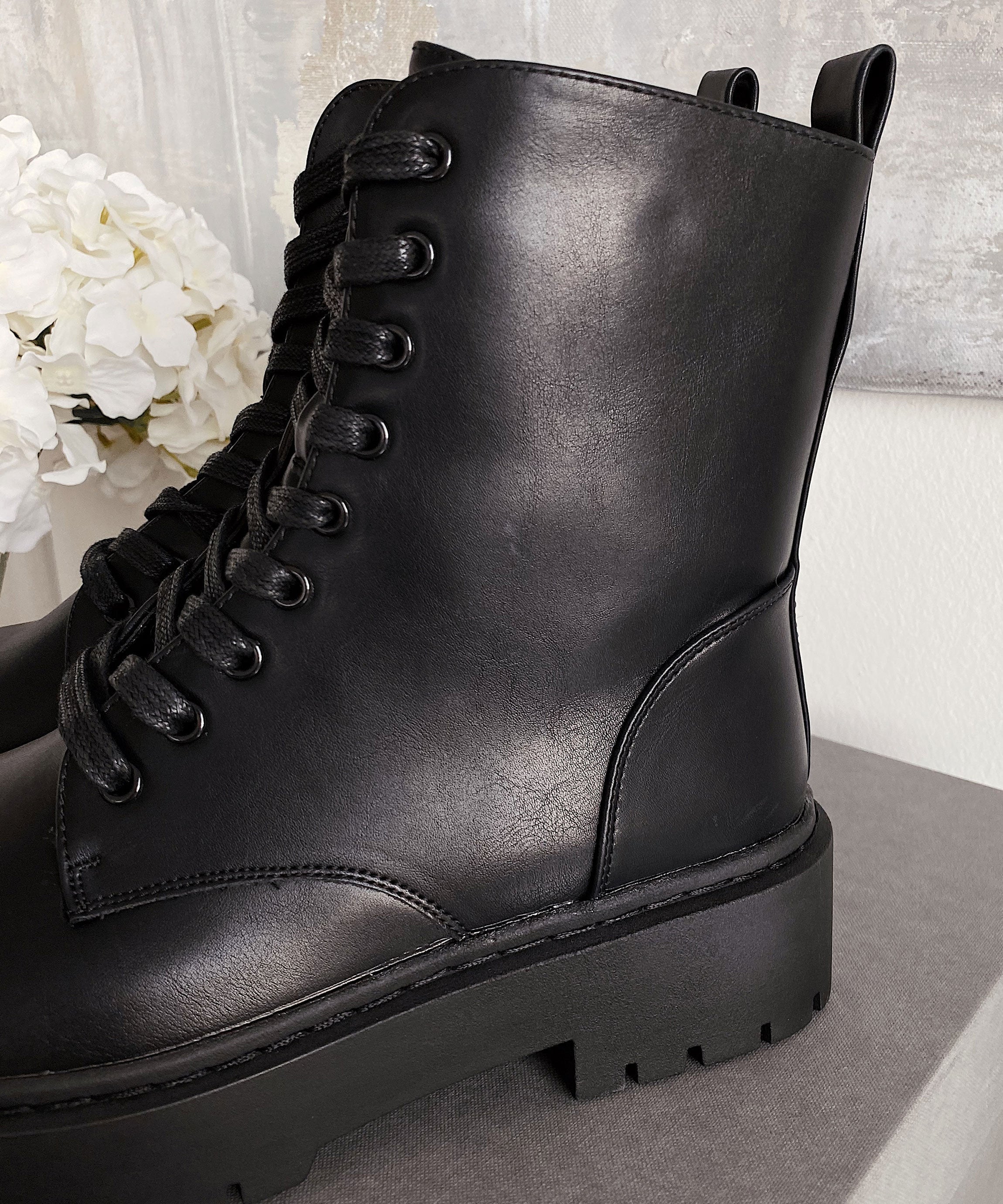 Women's Wedge Combat Boots | Lace-Up Boots with Thick Sole