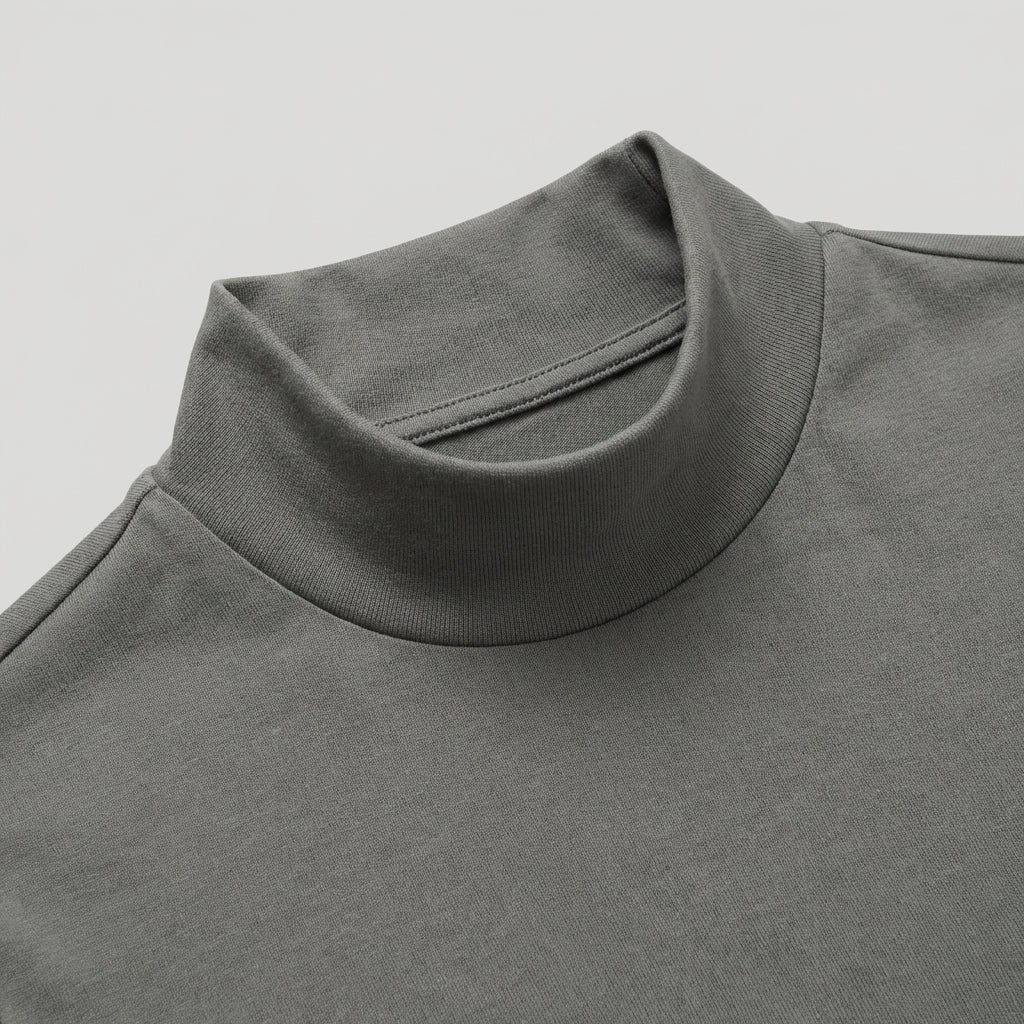 Maglietta casual a collo alto