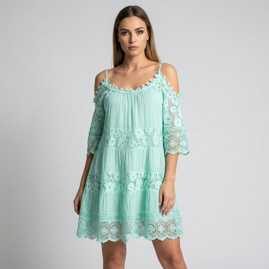 Vestido Mini de Verano con Encaje de Crochet y Bordados