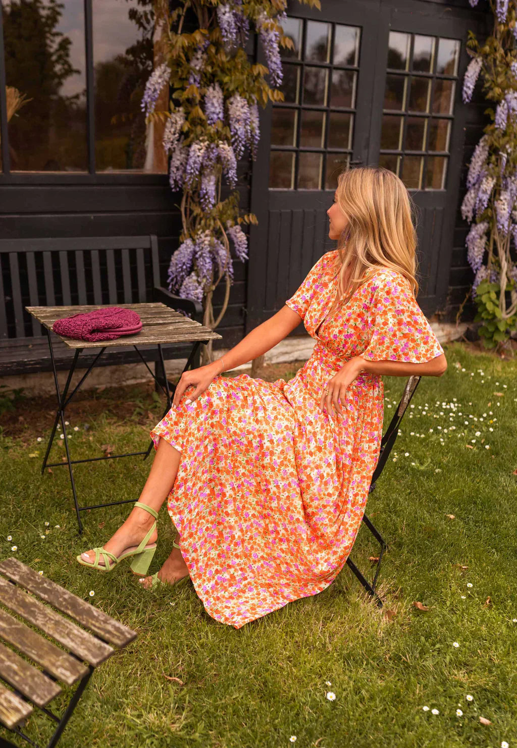 Women's Long Floral Dress with V-Neck – Elegant and Casual Summer Dress