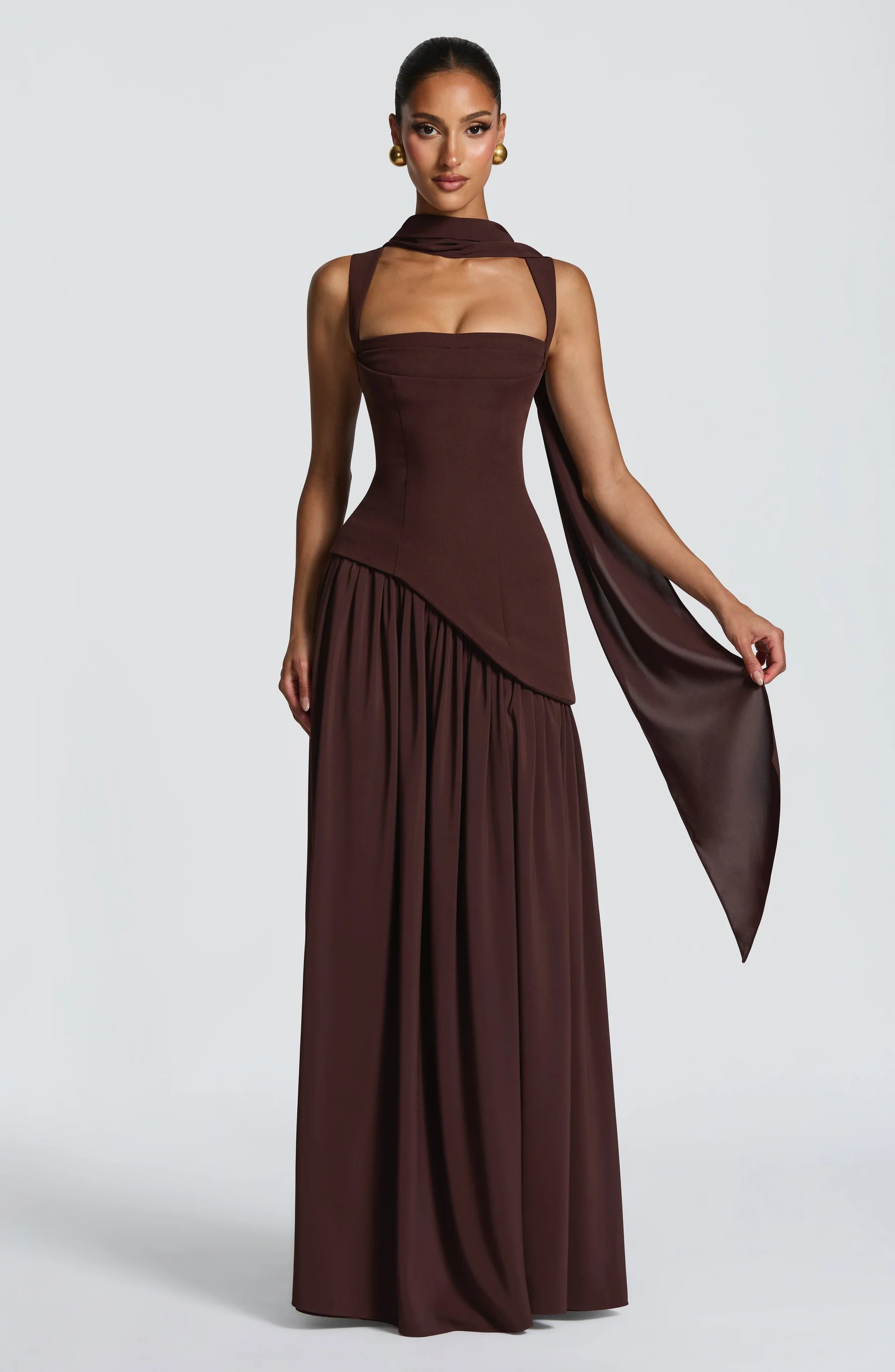 Abito Lungo Elegante in Raso da Donna con Spacco Laterale